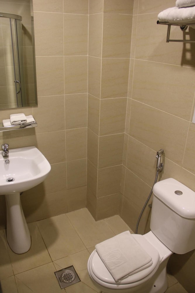 My Inn Hotel 18/19