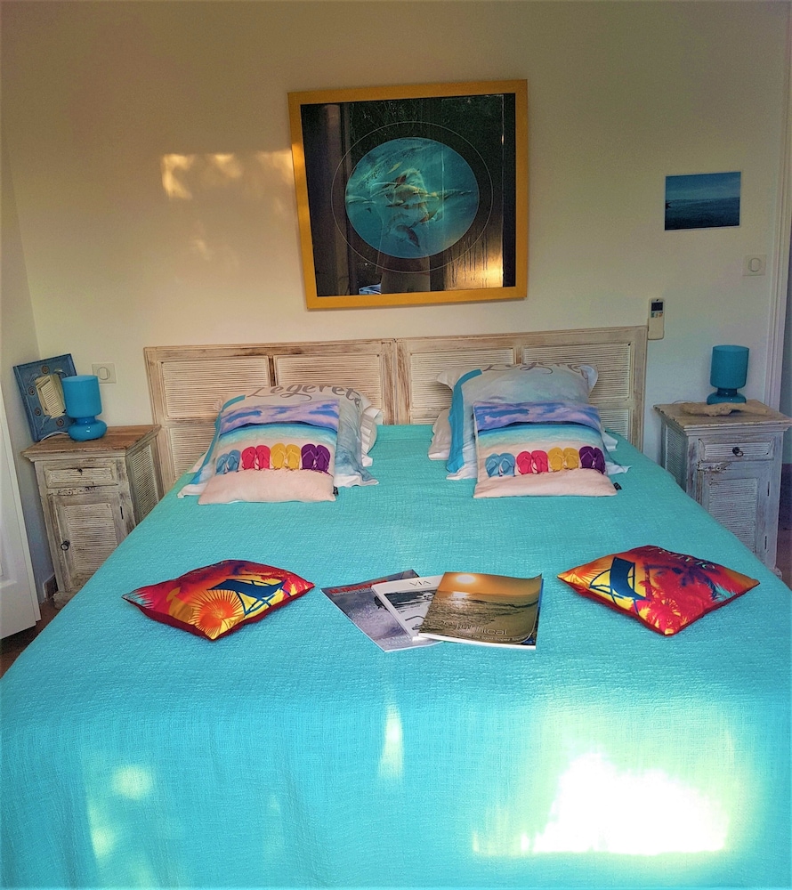 Villa Des Delices 34/48