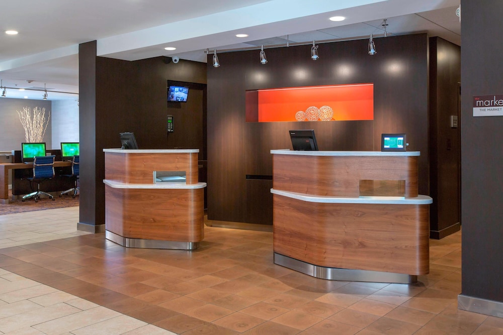 Lobby at Courtyard by Marriott Boston Andover, ANDOVER - MA