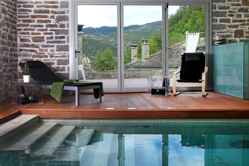 Mikro Papigo 1700 Hotel & Spa 46/50