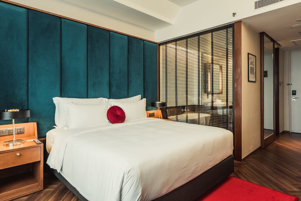 WEIL Hotel 22/56