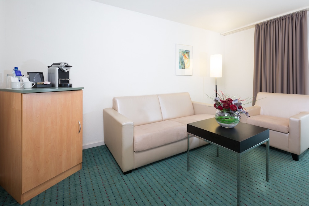 Apart-Hotel Zurich Airport 28/43
