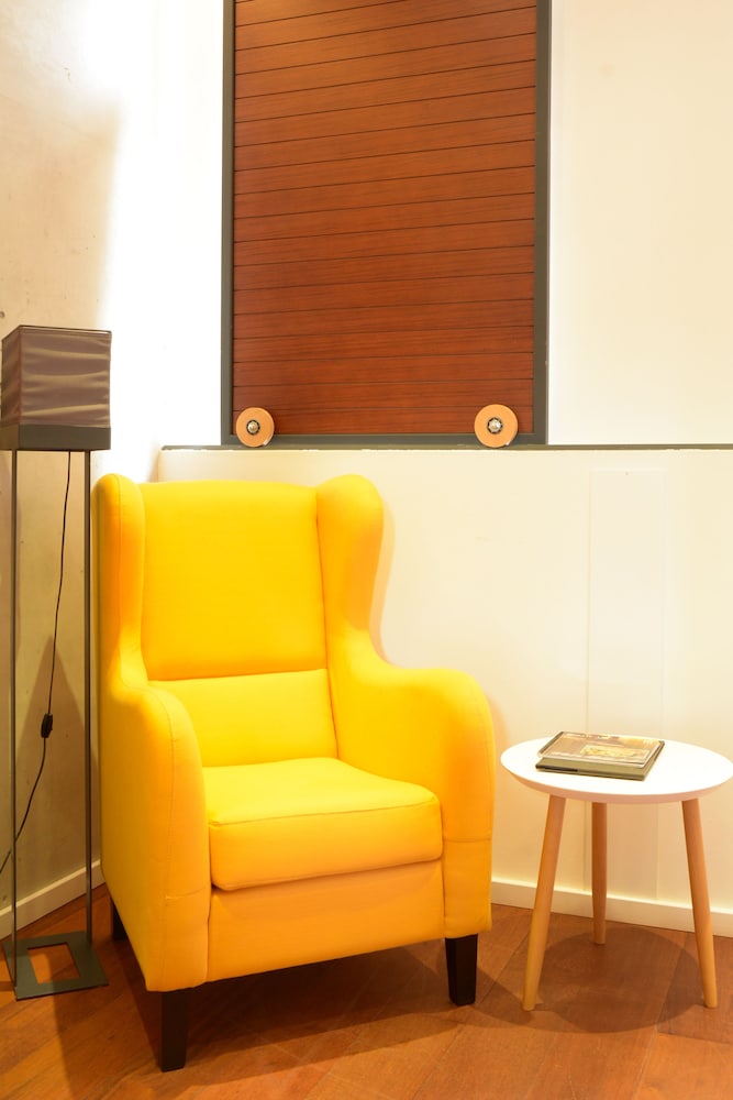 Boutique Rooms 30/50