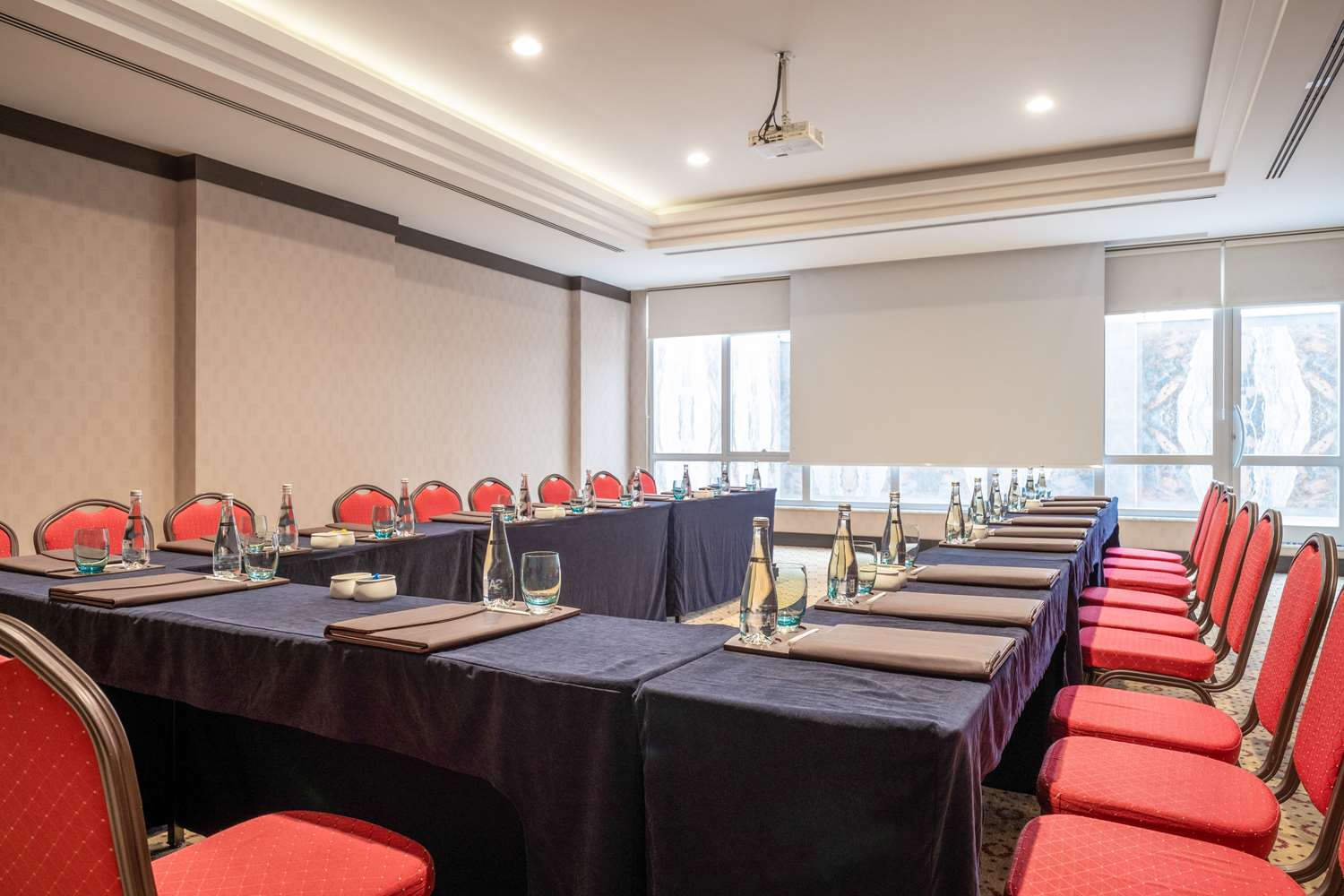 Clarion Hotel Istanbul Mahmutbey 52/60