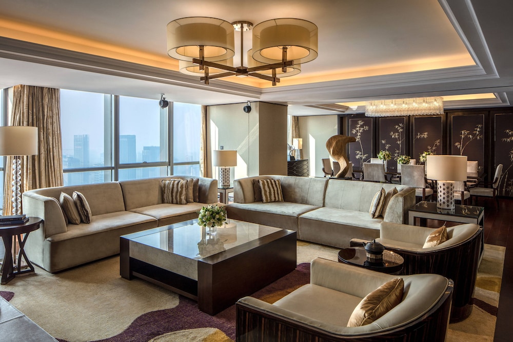 Ritz Carlton Chengdu 33/66