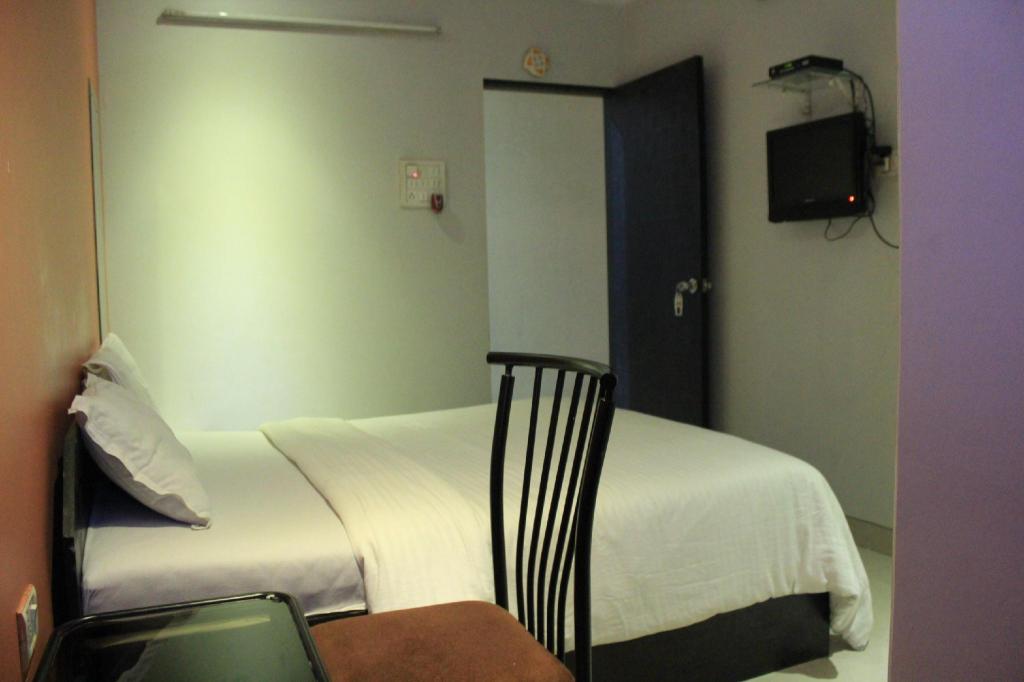 Hotel Sai Residency 16/19