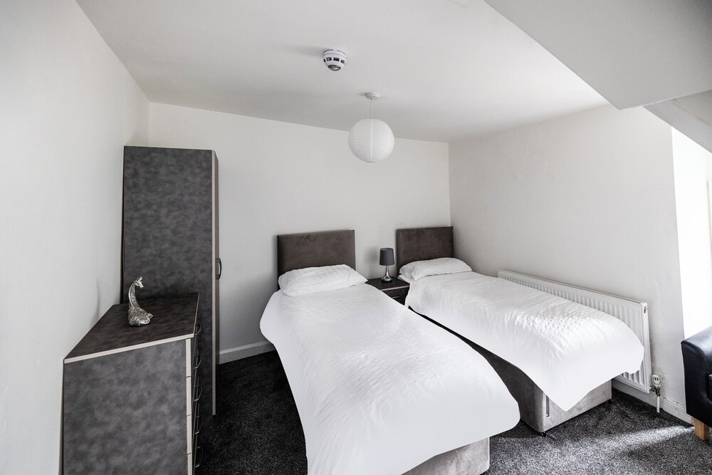 OYO A Better Night Hotel Limited 14/50