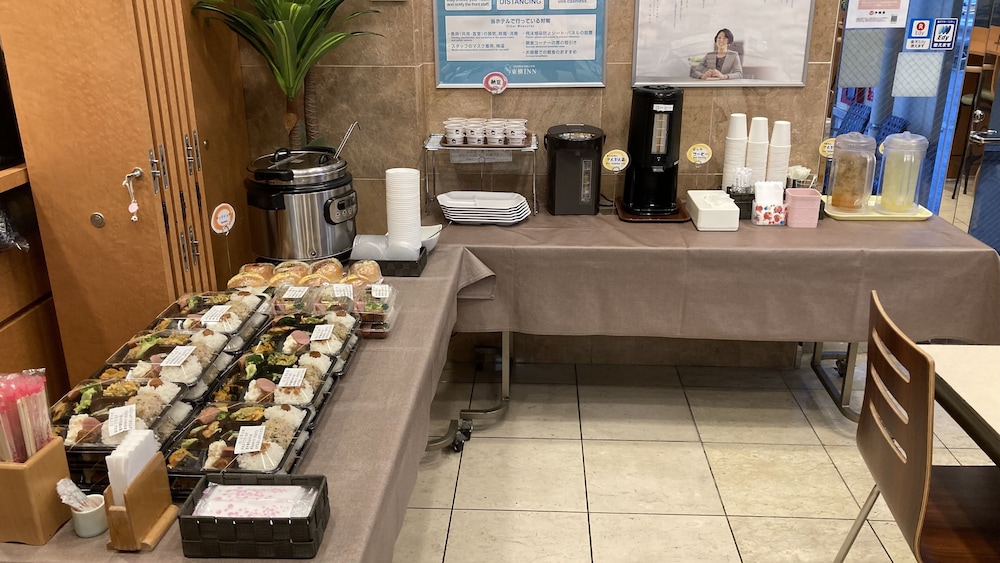 TOYOKO INN OKINAWA NAHA KOKUSAI-DORI MIEBASHI-EKI 55/64