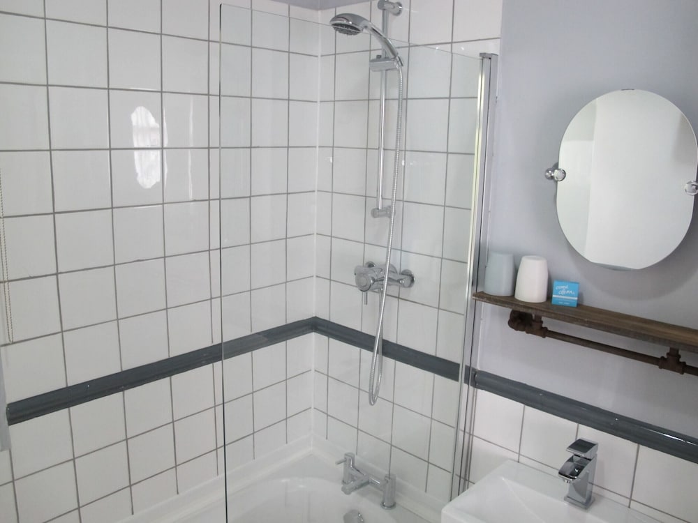 Melcombe Villa Guesthouse 20/24