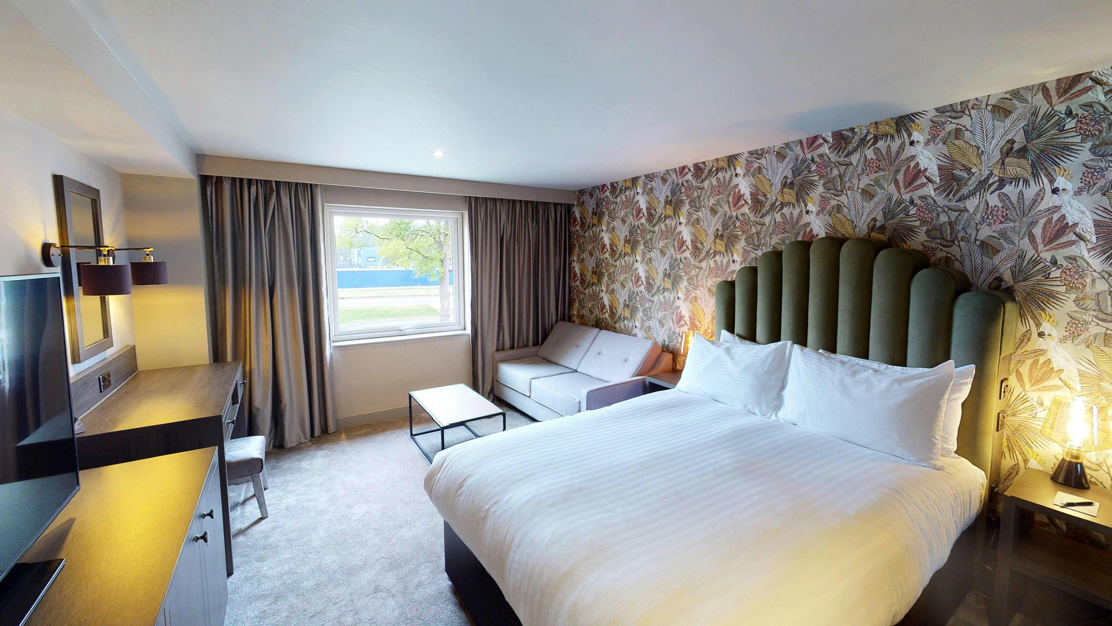 Hotel Van Dyk 3/30