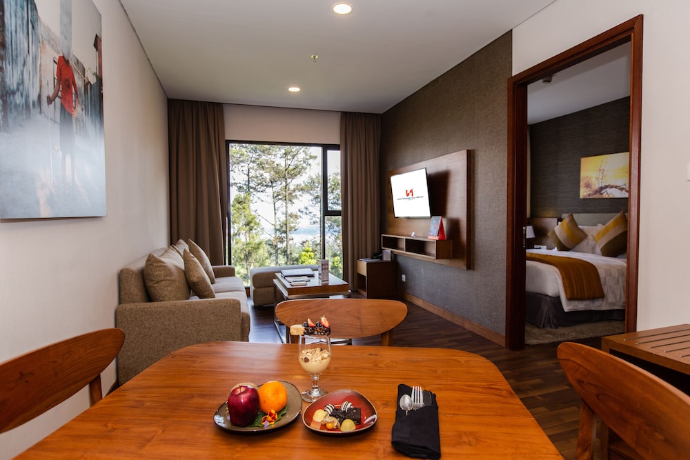 Swiss-Belresort Dago Heritage 33/68