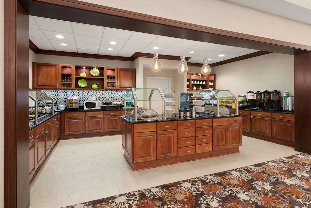 Homewood Suites By Hilton Medford 10/61