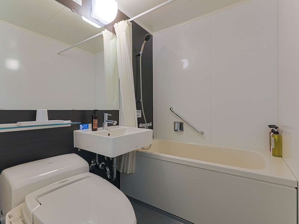 Standard, Double Bed, South Wing، JR KYUSHU HOTEL KAGOSHIMA 5/5