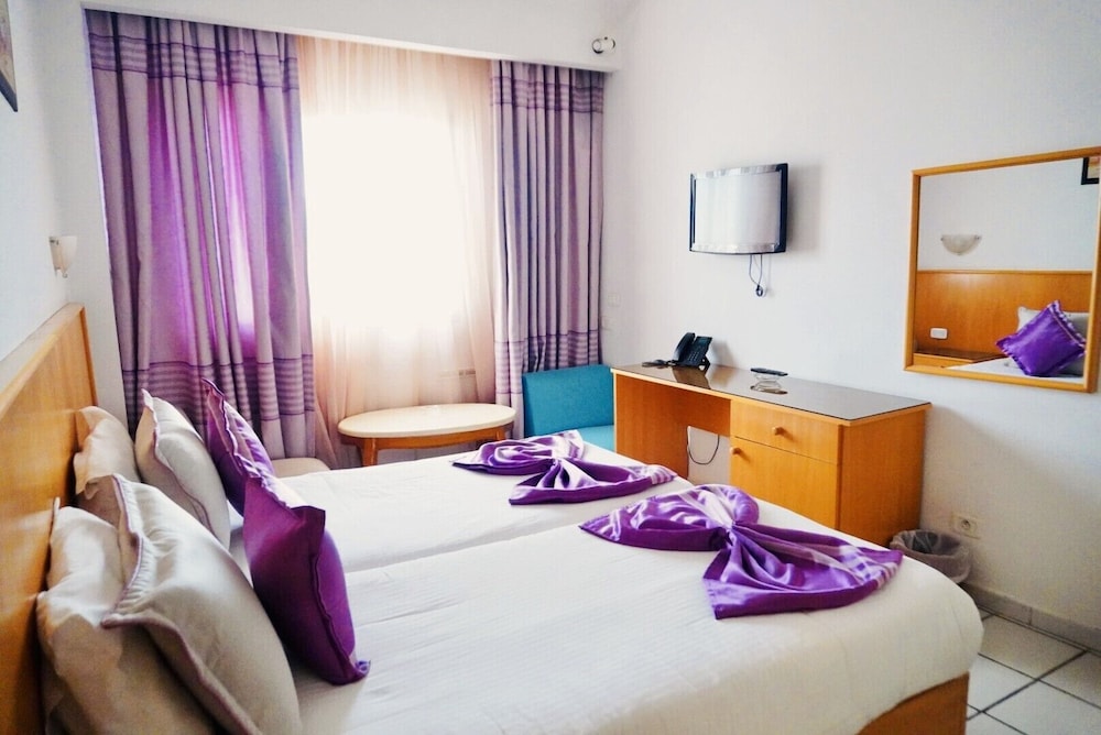 Hotel Le National 15/41