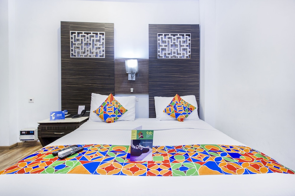 Hotel Sunstar Heights 27/29