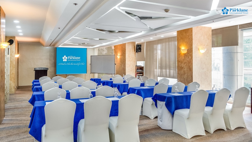 Cebu Parklane International Hotel 42/50