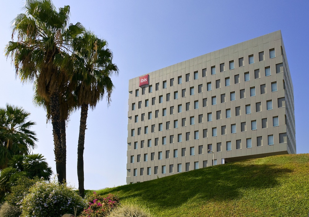 Ibis Barcelona Santa Coloma 8/43