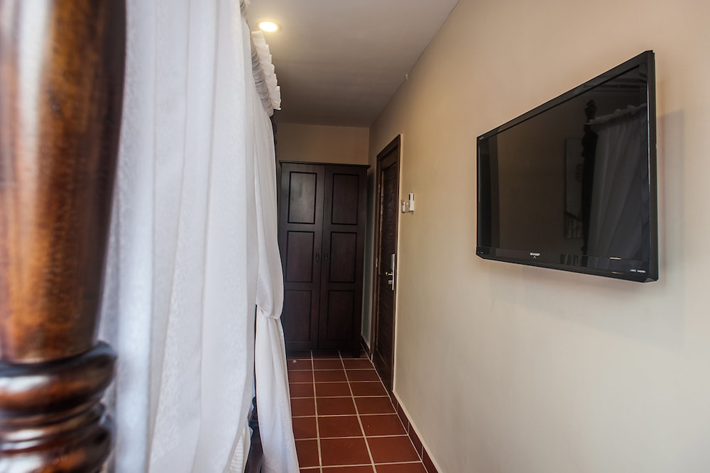 Armenian Suite 34/58