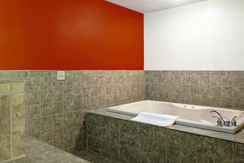 Quality Inn Aberdeen, SD 17/37
