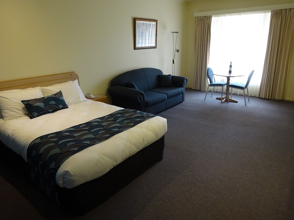 Victoria Lodge Motor Inn And Apartments 11/51