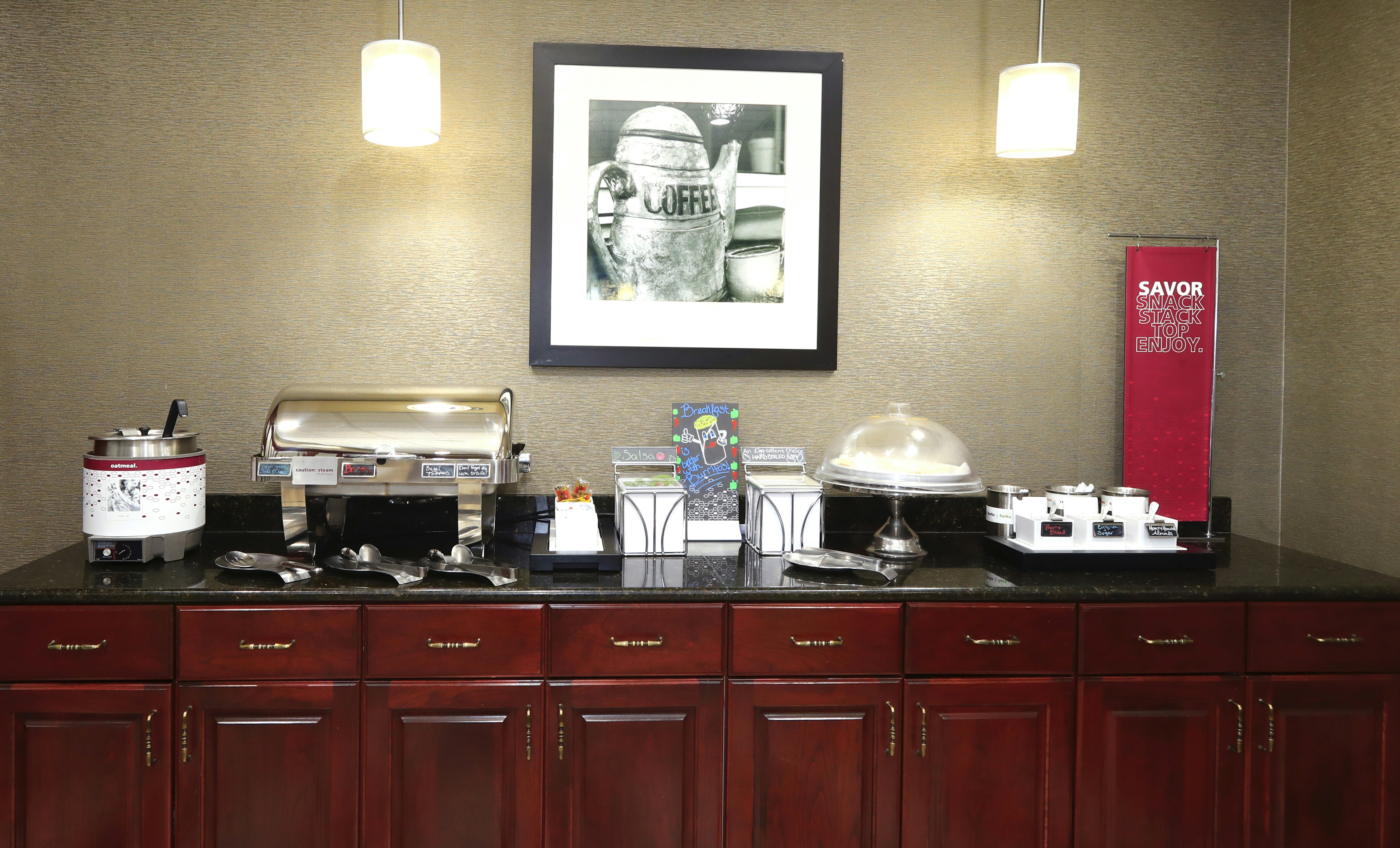 Hampton Inn & Suites Lamar 8/51