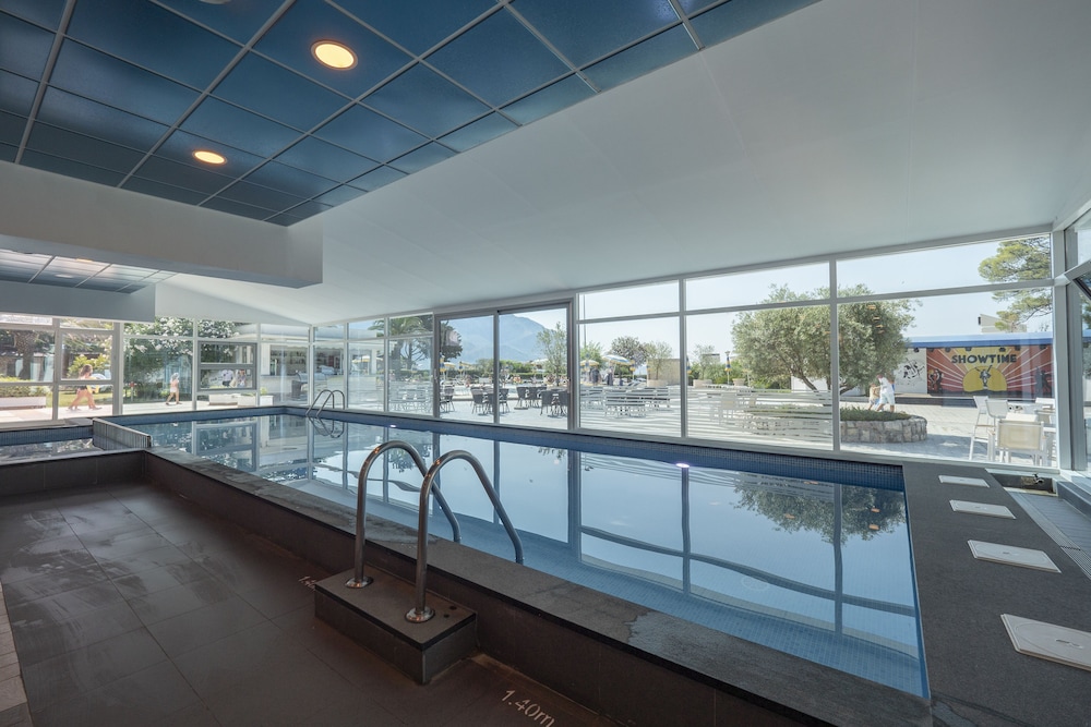 Hotel Montenegro Beach Resort 46/81
