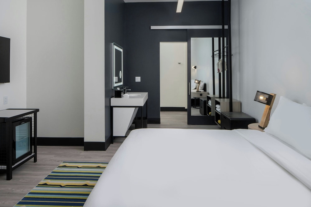 Aloft Memphis Downtown 16/51