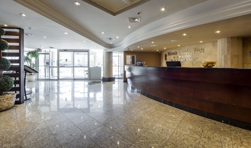 Monte Carlo Inn Airport Suites 10/68