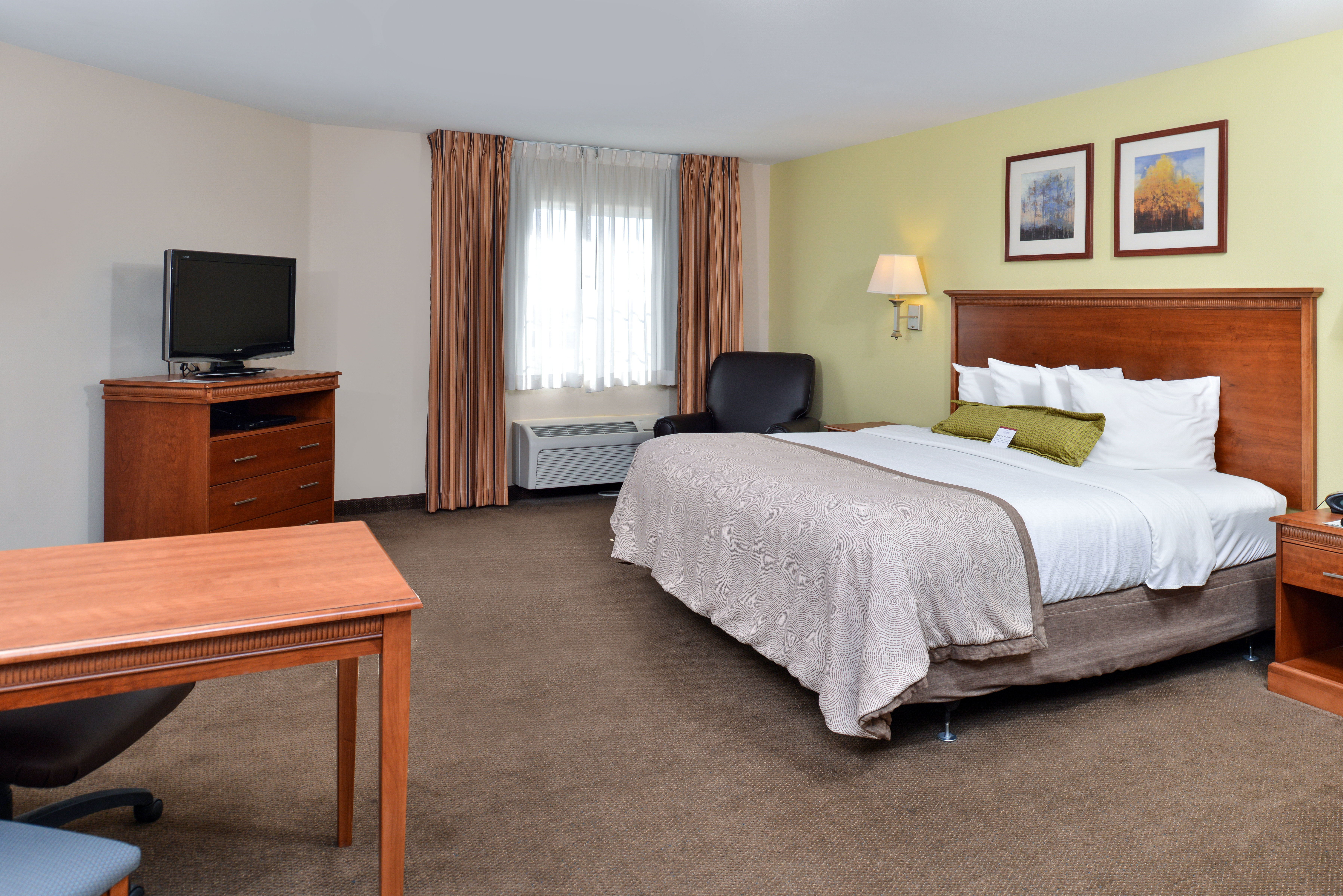 Candlewood Suites Roswell 18/50