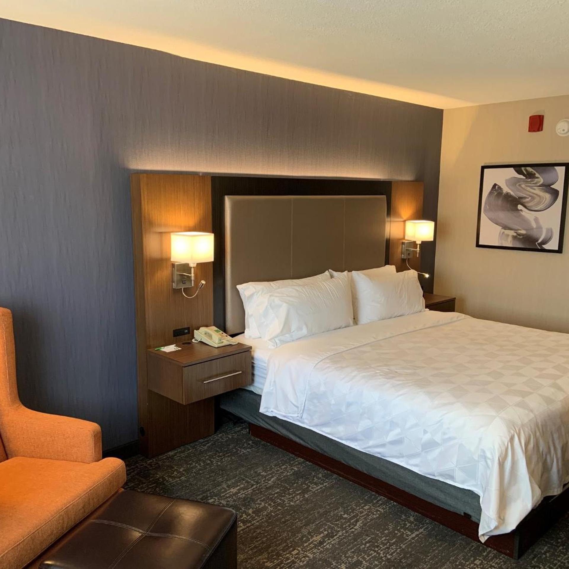 Suite, King Bed, Hot Tub