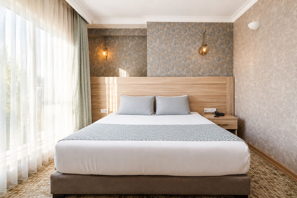 Latifoglu Hotel 15/50