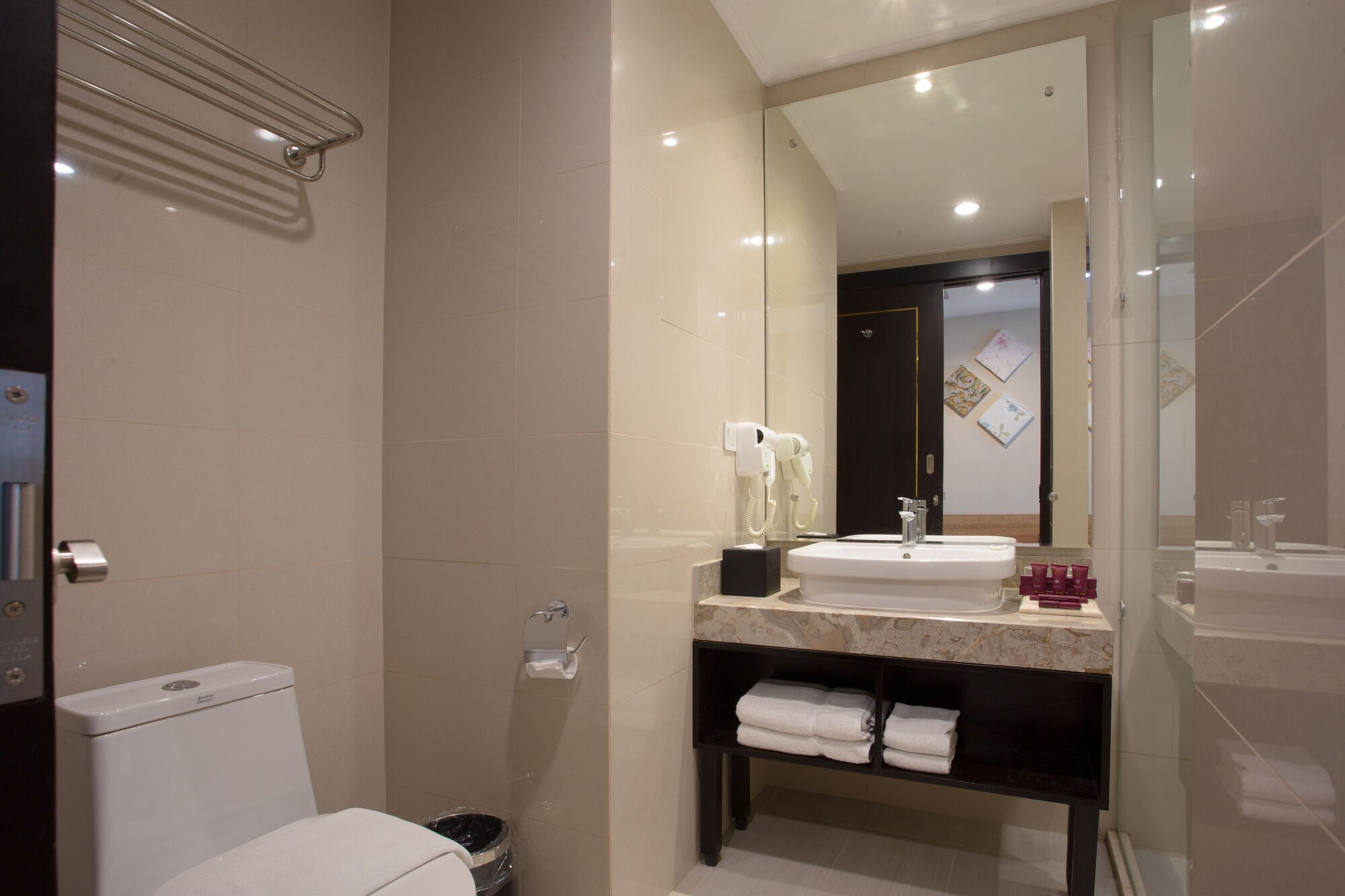 غرفة تنفيذية بسرير كينج بشرفة، Grand Sunshine Resort and Convention 9/10