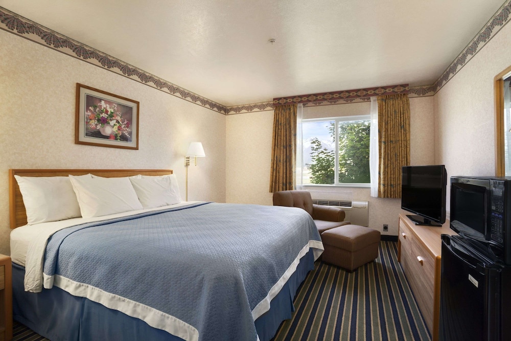 Days Inn By Wyndham Springville 17/44