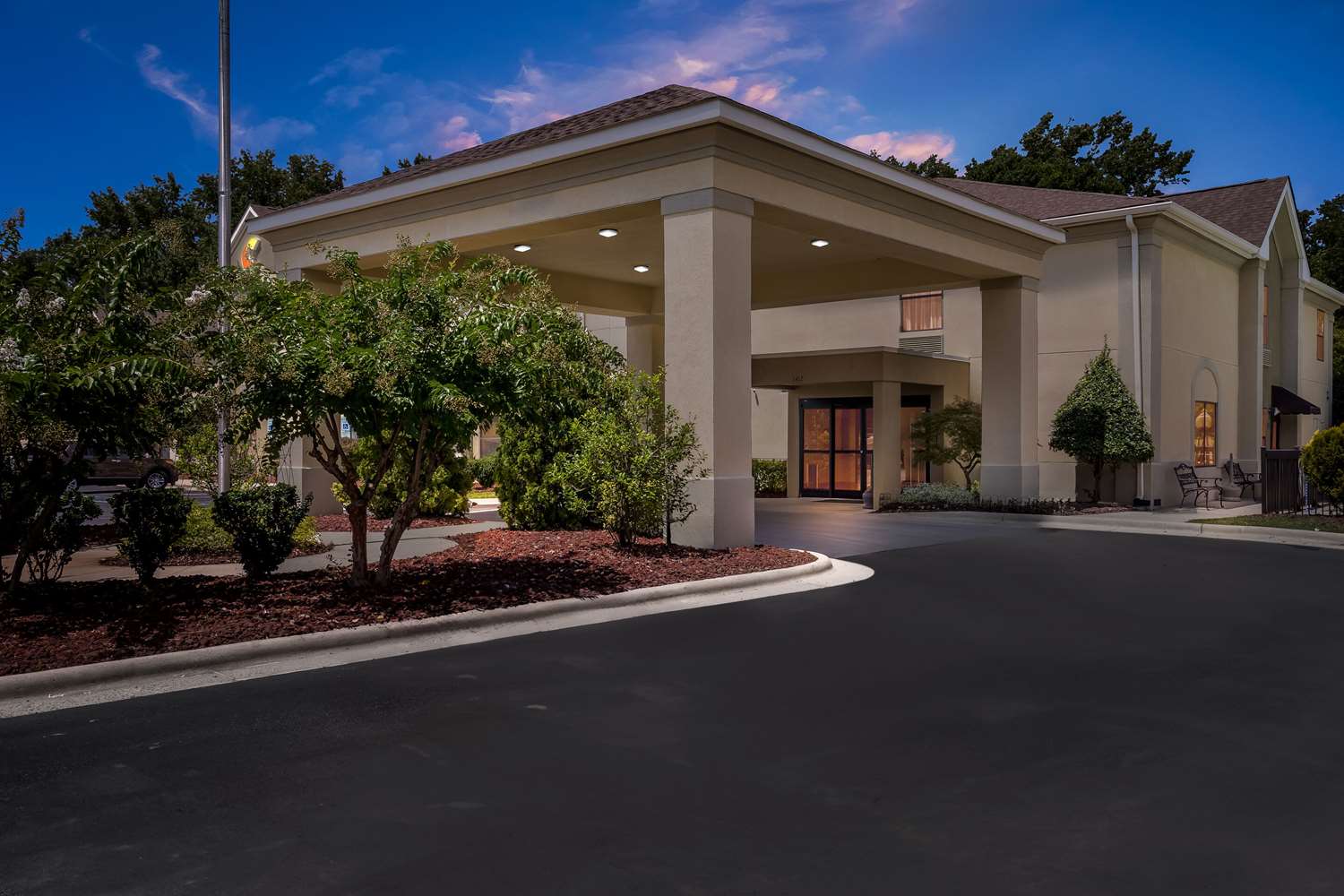 Comfort Inn Clinton 3/25