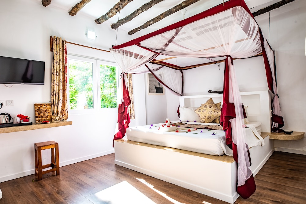 AHG Dreams Bay Beach Hotel - Adults Only 4/45