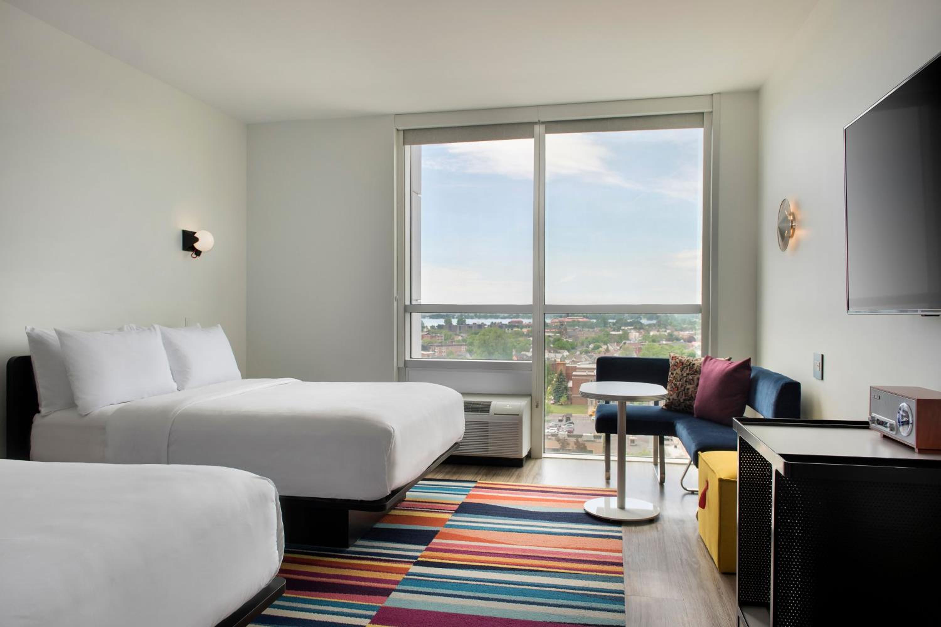Aloft, Guest Room, 2 Double Beds, with View