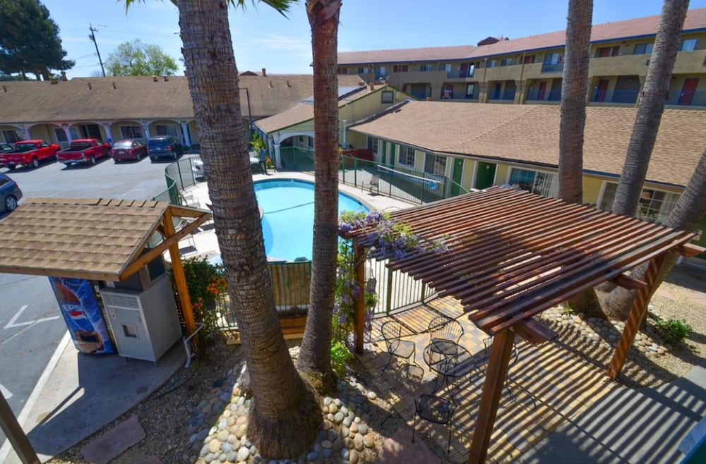 Bay Front Inn Santa Cruz 40/55