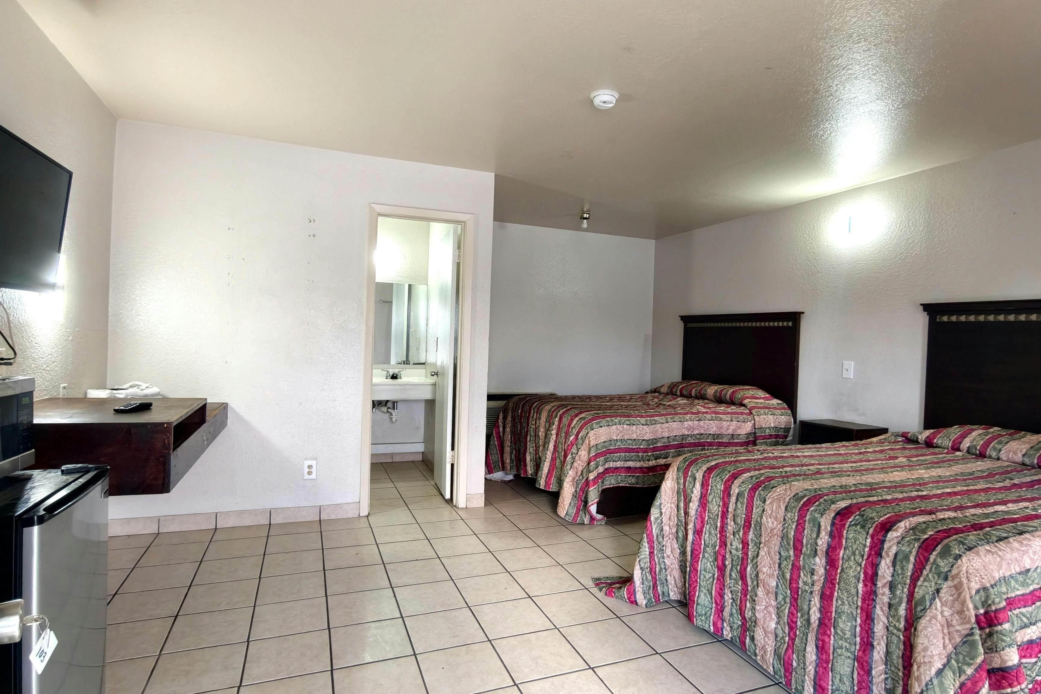Best Budget Inn San Marcos, TX 17/31