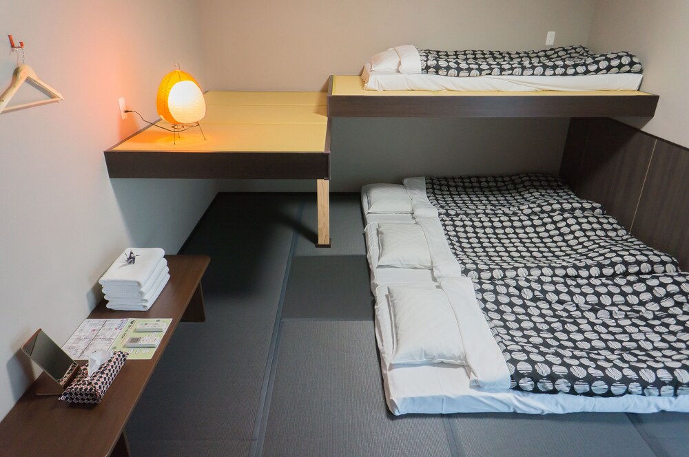 Fujitaya Bnb 48/50