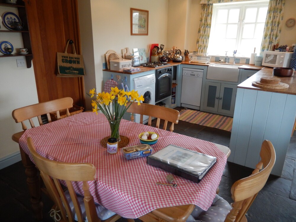 Alltybrain Farm Cottages 33/50