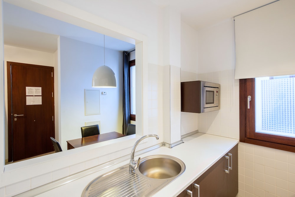 Comet Suites Elvira 7/62