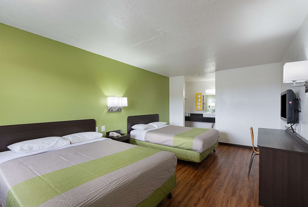 Motel6 Chattanooga, TN 26/43