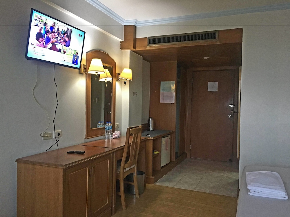 Hatyai Merridian Hotel 11/53