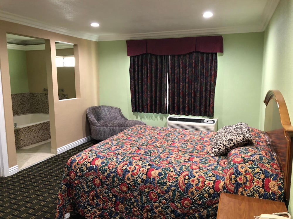American Inn Suites Lax Airport 20/64