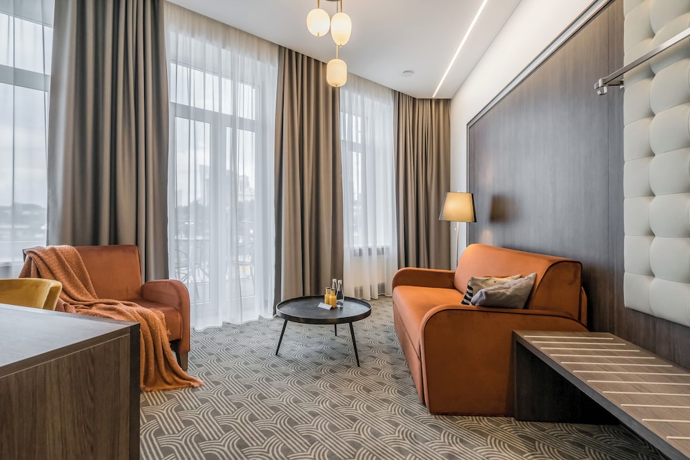 Congress Hotel 23/49
