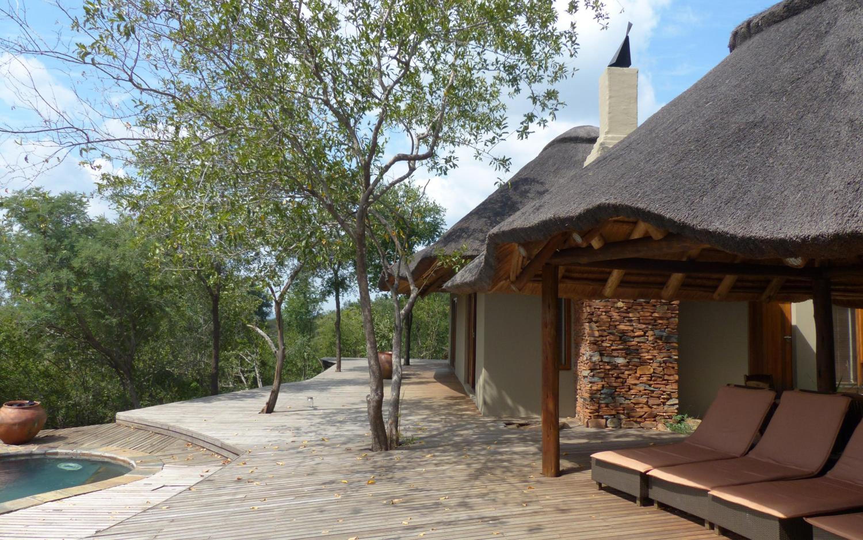 Etali Safari Lodge 40/41