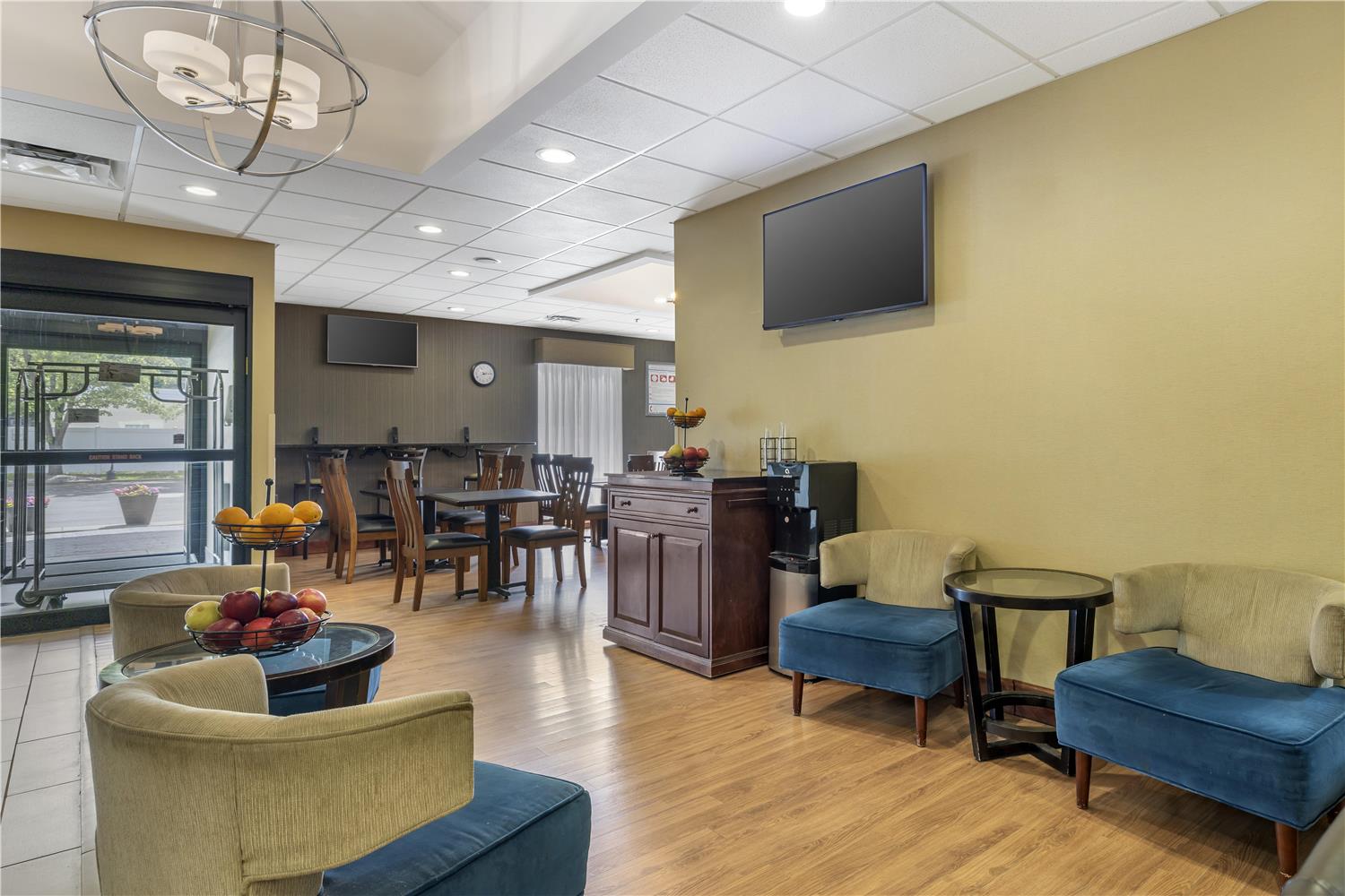 Best Western Plus University Inn 13/19