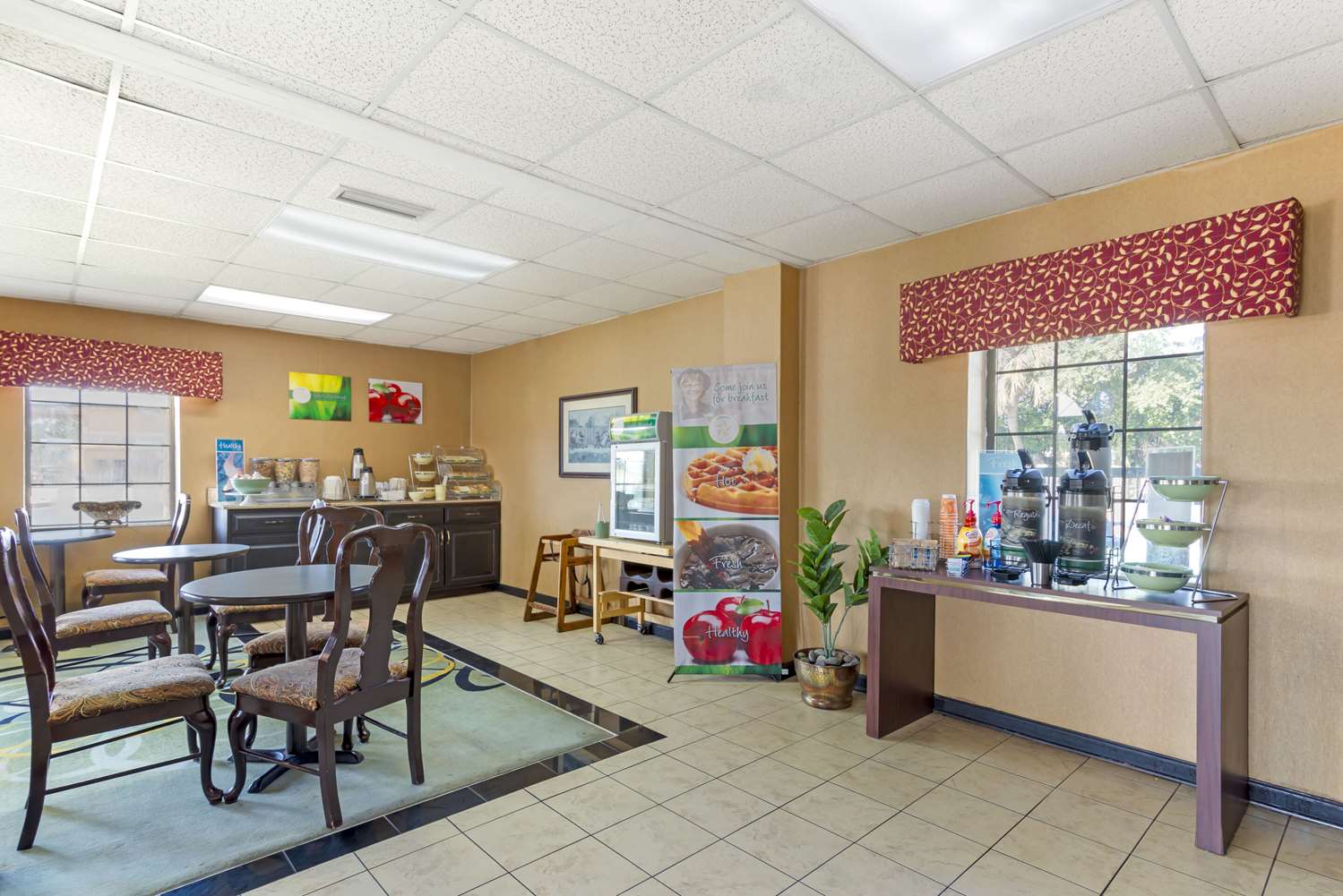 Quality Inn Cordele 24/34