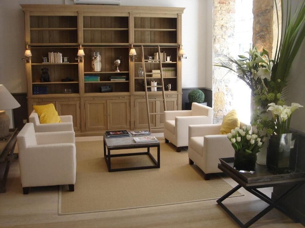 Hotel Tete D Apos Or 25/43