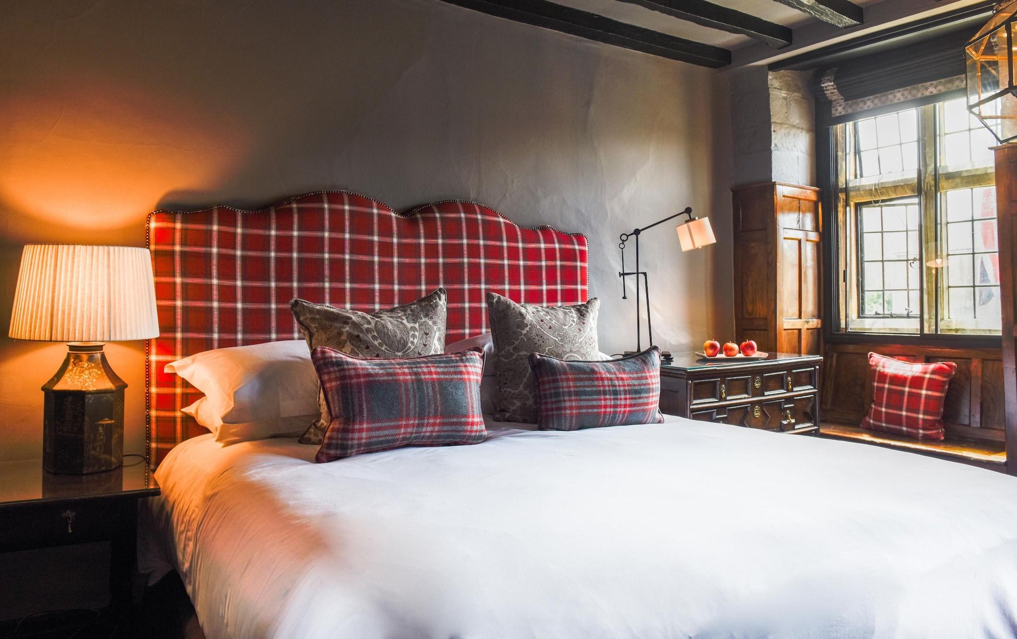 Classic, House, King Bed